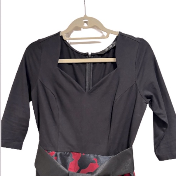 eShakti Floral Print Dupioni Mixed Media Custom Designed Dress, Size 6 - Picture 3 of 7